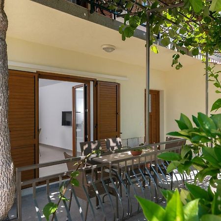 Kiwi Appartement Trogir Buitenkant foto