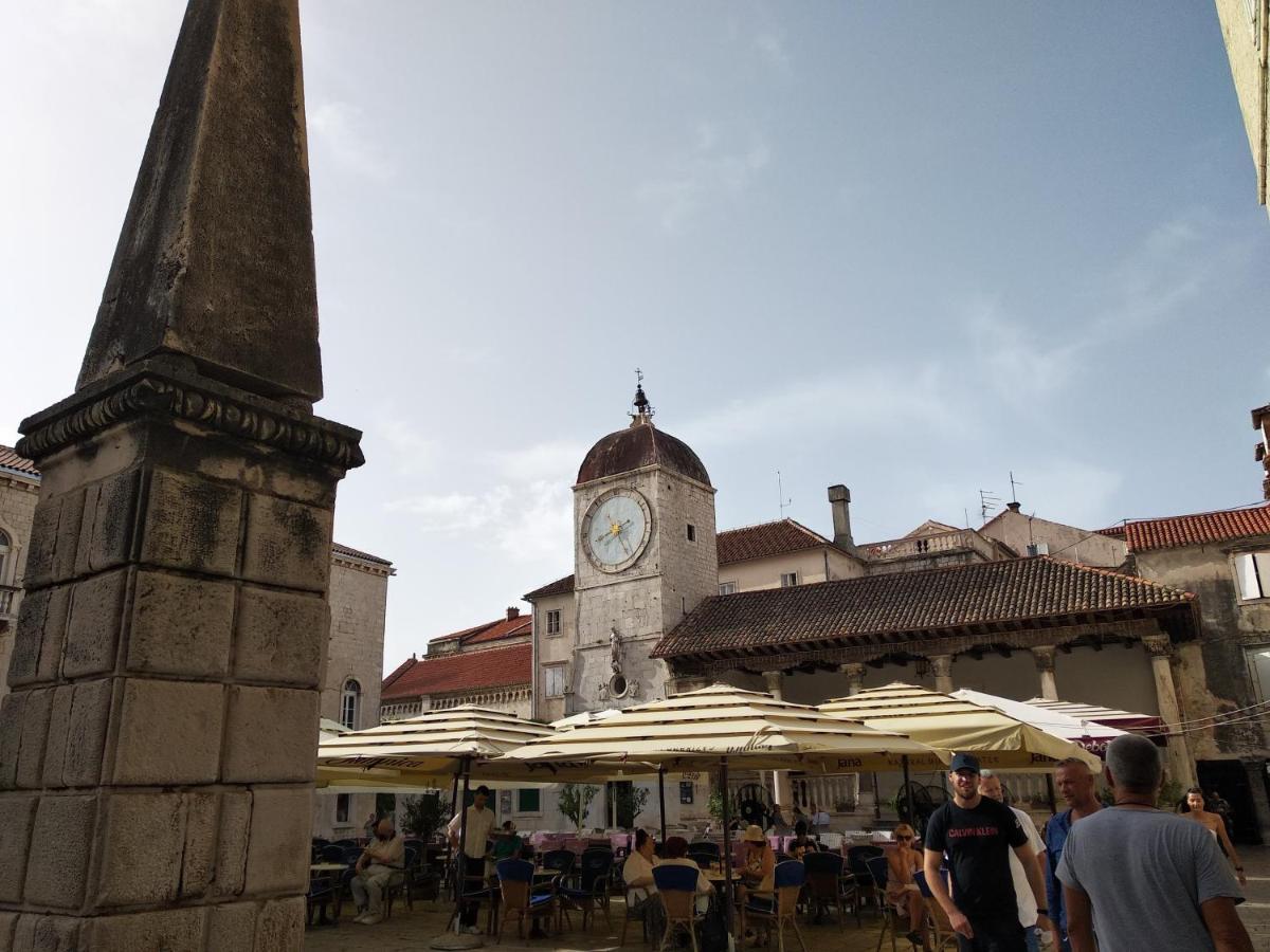 Kiwi Appartement Trogir Buitenkant foto