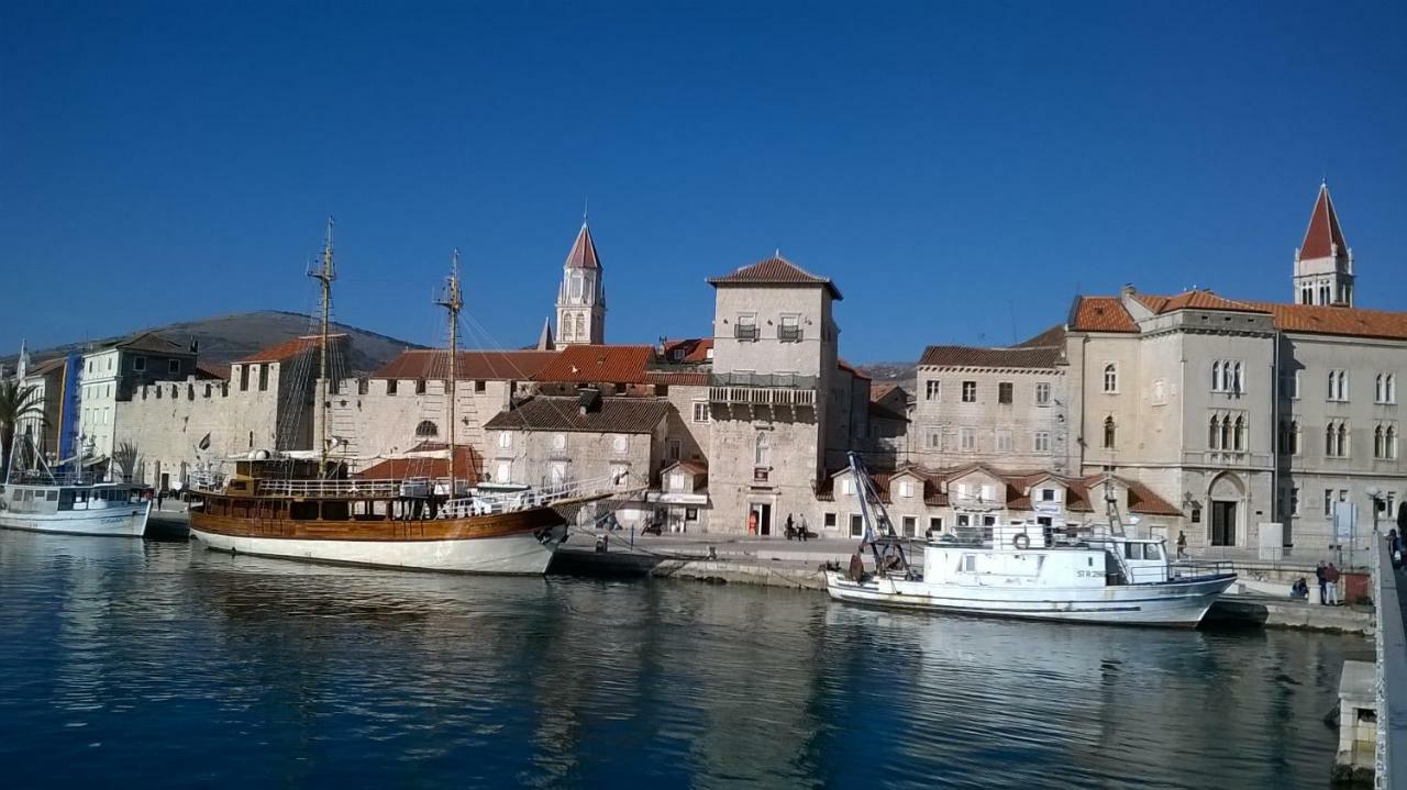 Kiwi Appartement Trogir Buitenkant foto